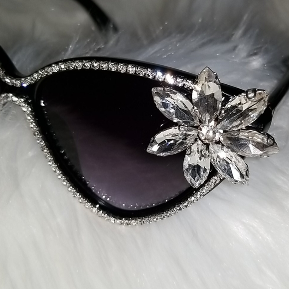 Dolls Kill Accessories - 🤣Sophisticated😻 Glam Floral Rhinestone Sunglasses😺